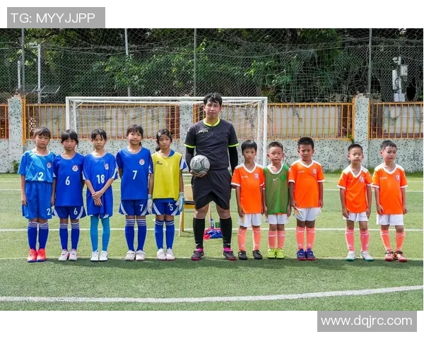 足球明星也有平凡生活揭秘他们的日常与普通人无异的真实一面